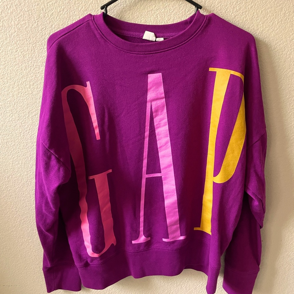 Gap Sweater